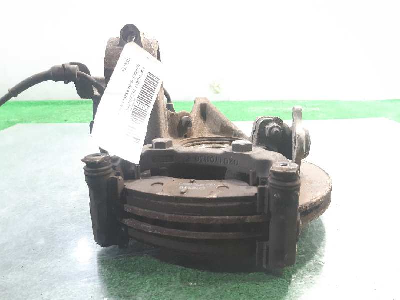 CITROËN Xsara 1 generation (1997-2004) Front Right Wheel Hub 364754 18623618