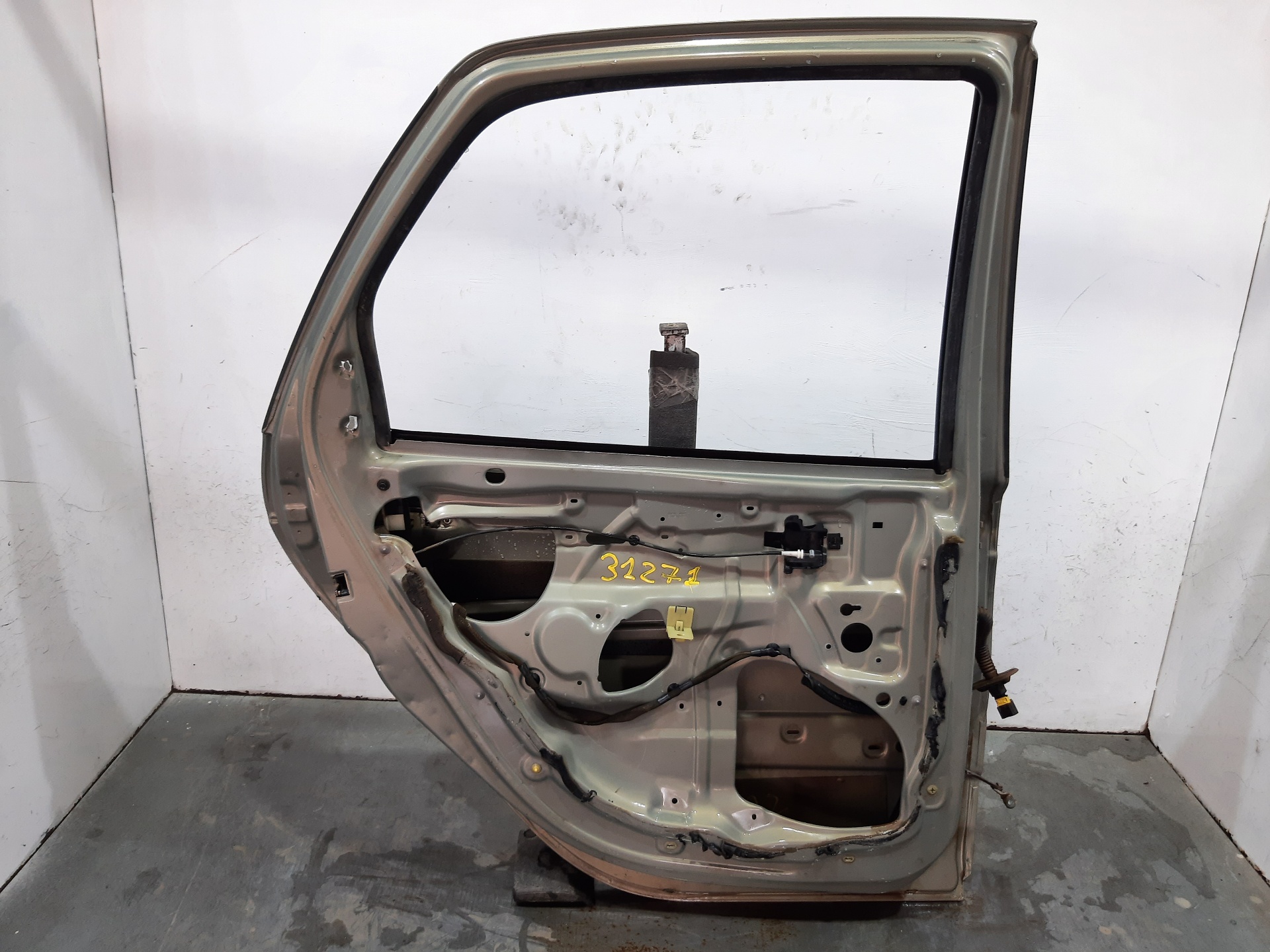 RENAULT Scenic 1 generation (1996-2003) Galinės kairės durys 7751472407 22327149