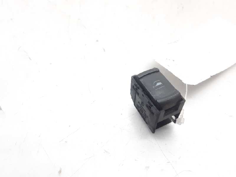 SKODA Octavia 1 generation (1996-2010) Front Right Door Window Switch 3B0959855 21011316