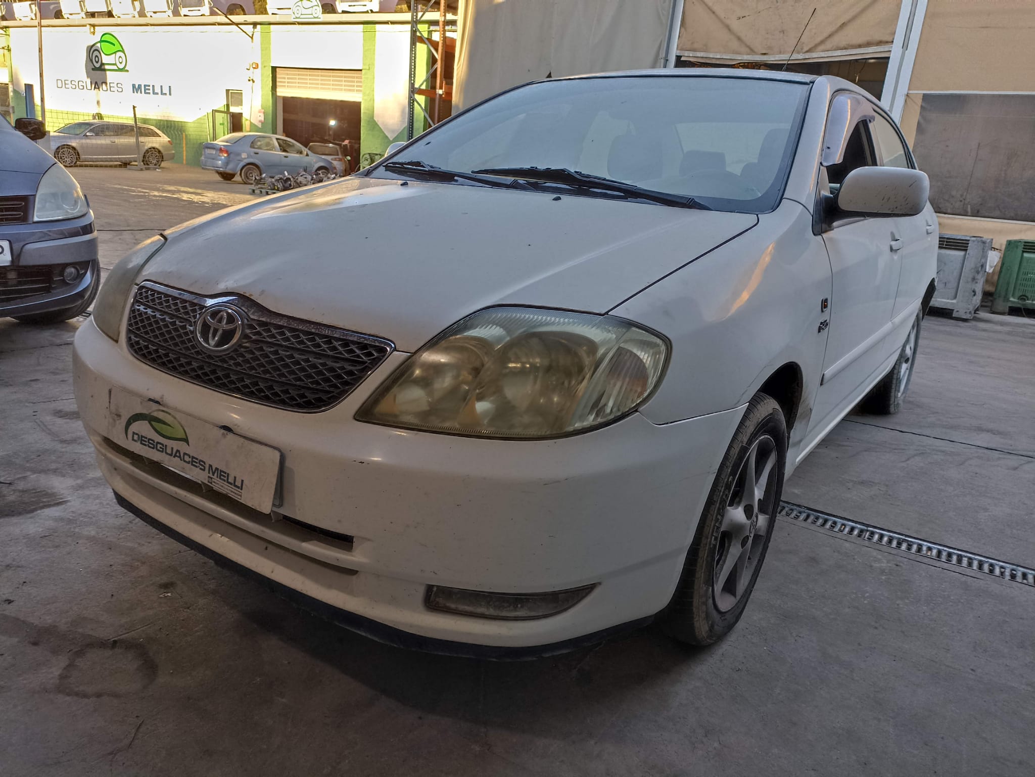 TOYOTA Corolla E120 (2000-2008) Другая деталь 884500F110 22457506