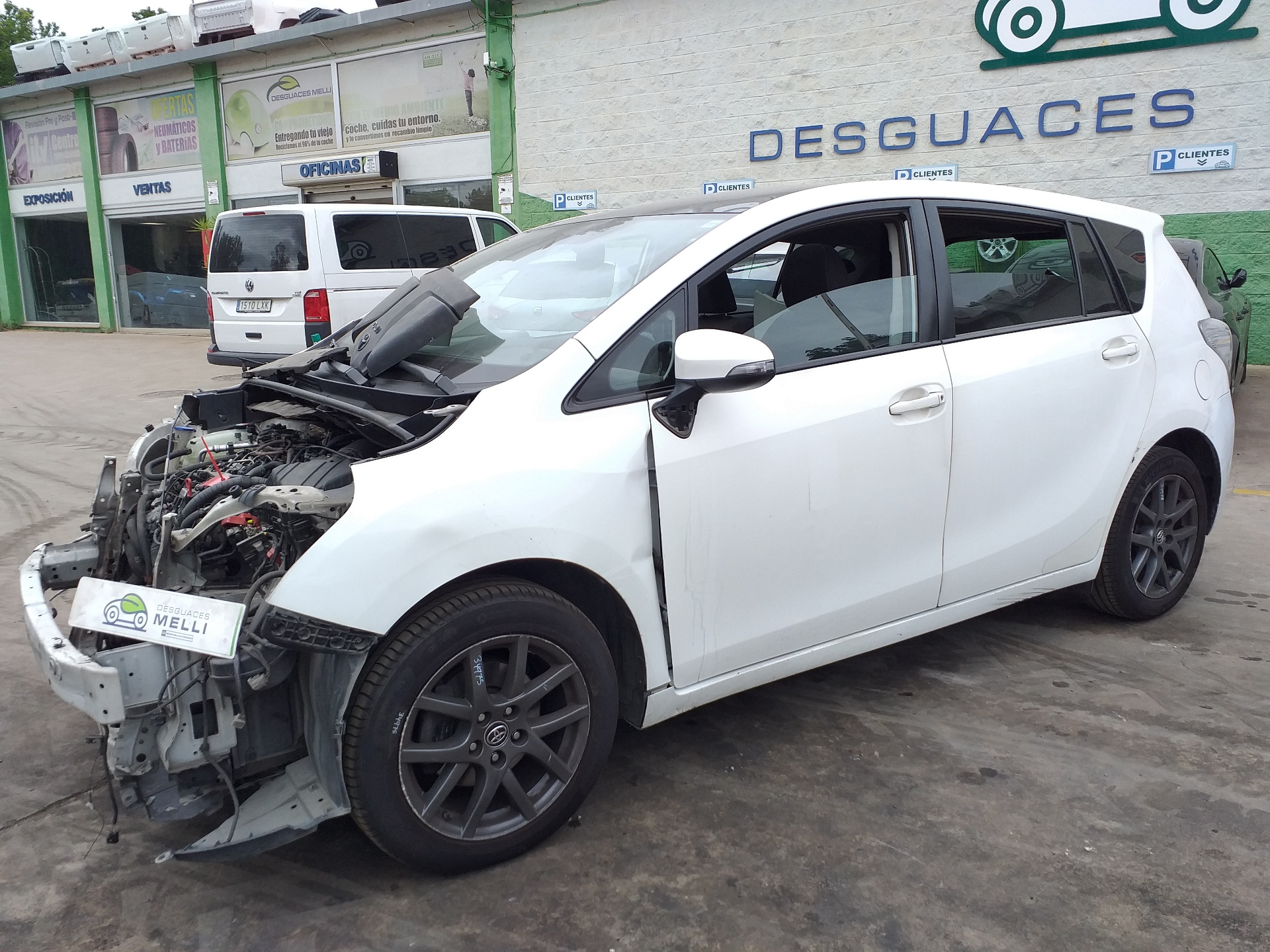 TOYOTA Verso 1 generation (2009-2015) Cadre de poignée intérieure de porte avant gauche 62318A1 25718977