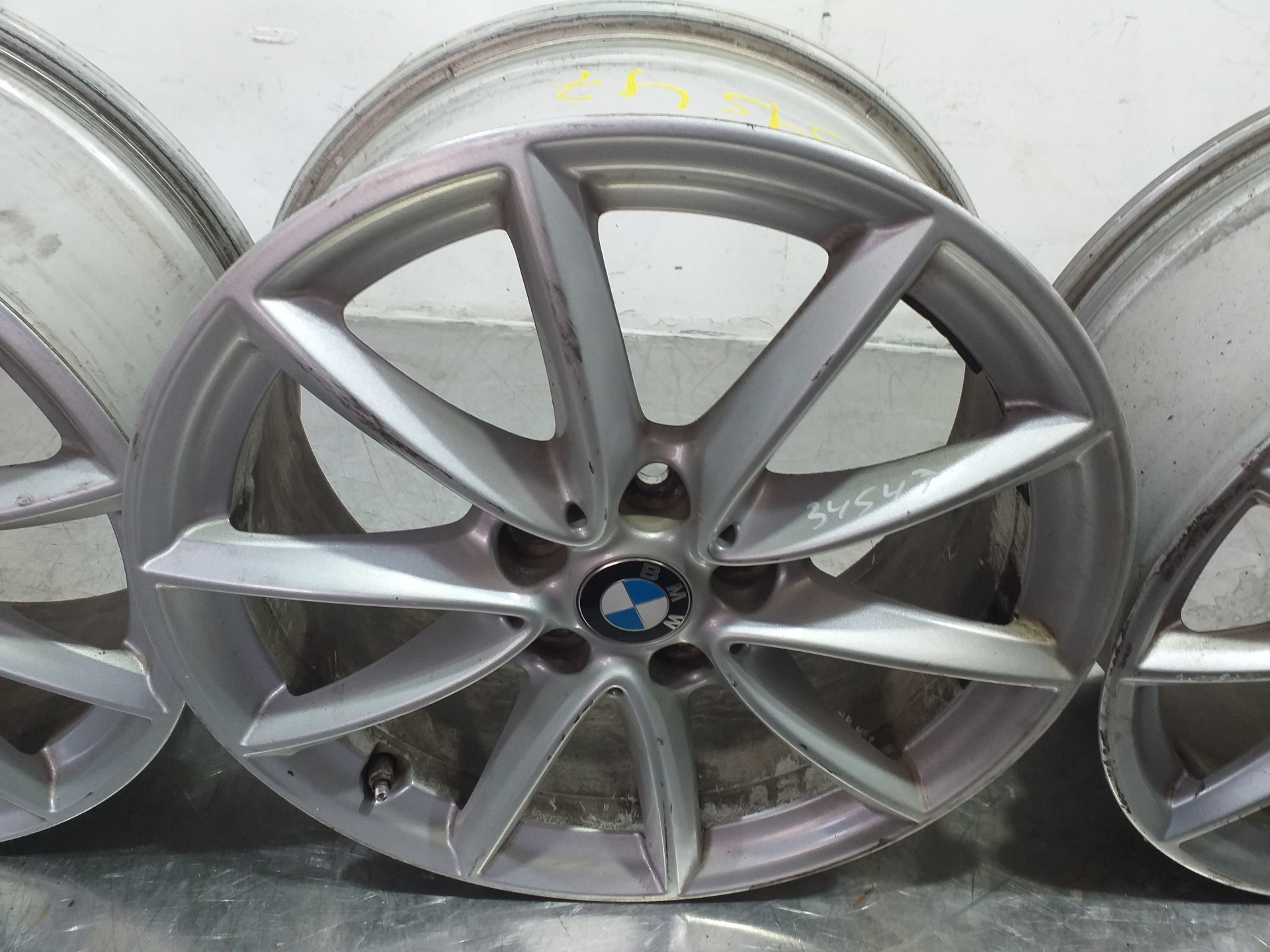 BMW X1 F48/F49 (2015-2023) Ratlankių (ratų) komplektas R17 25086998