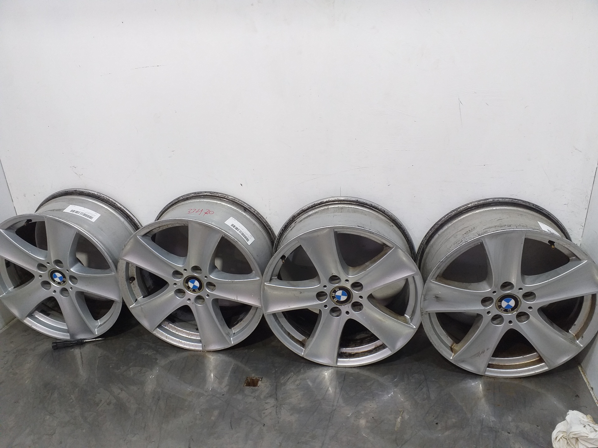 BMW X6 E71/E72 (2008-2012) Wheel Set R18 23834122