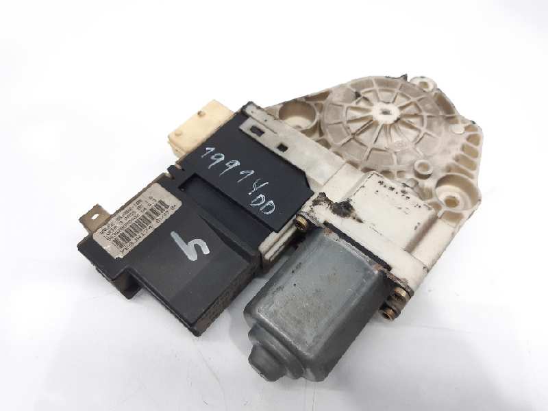 CITROËN C4 1 generation (2004-2011) Moteur de commande de vitre de porte avant droite 9222AV 18485254