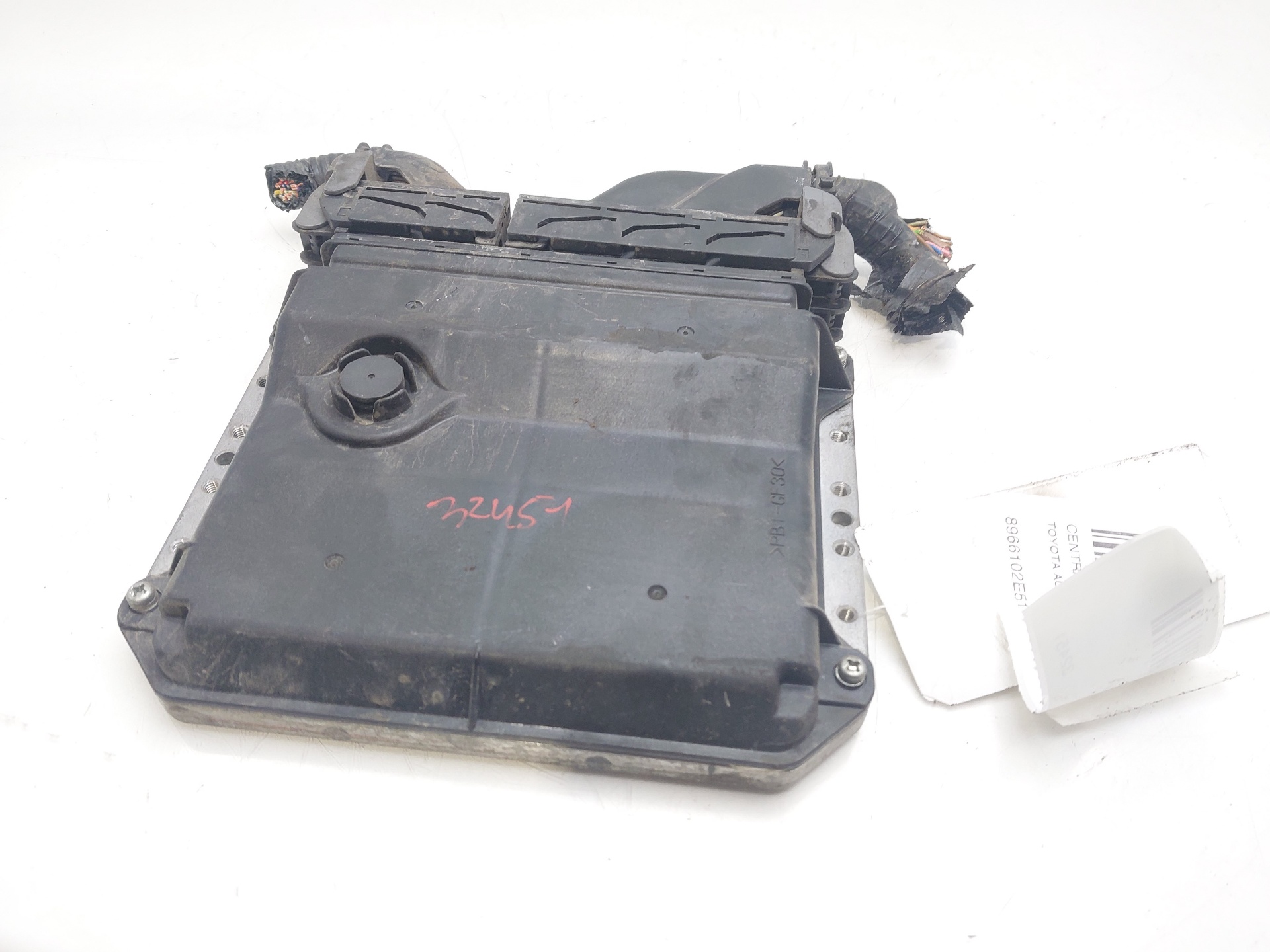 TOYOTA Auris 1 generation (2006-2012) Engine Control Unit ECU 8966102E51 24139050