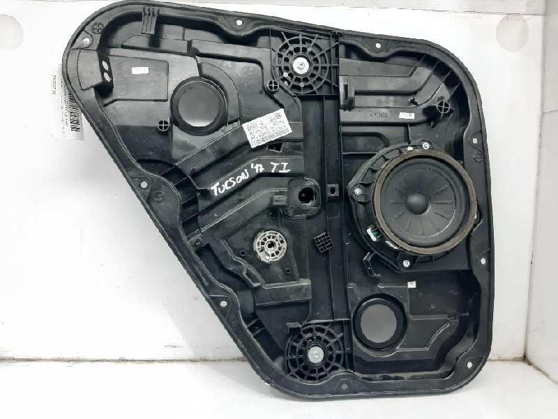 HYUNDAI Tucson 3 generation (2015-2021) Rear left door window lifter 83470D7100 22131114