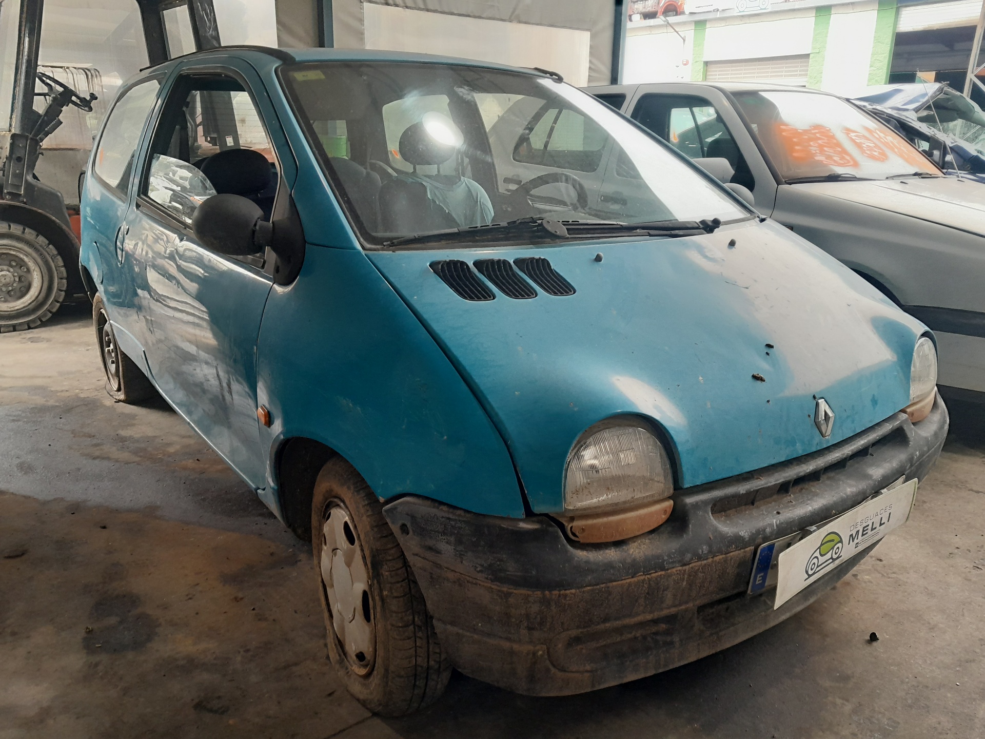 VOLKSWAGEN Twingo 1 generation (1993-2007) Подрулевой переключатель 7700832722 23669111