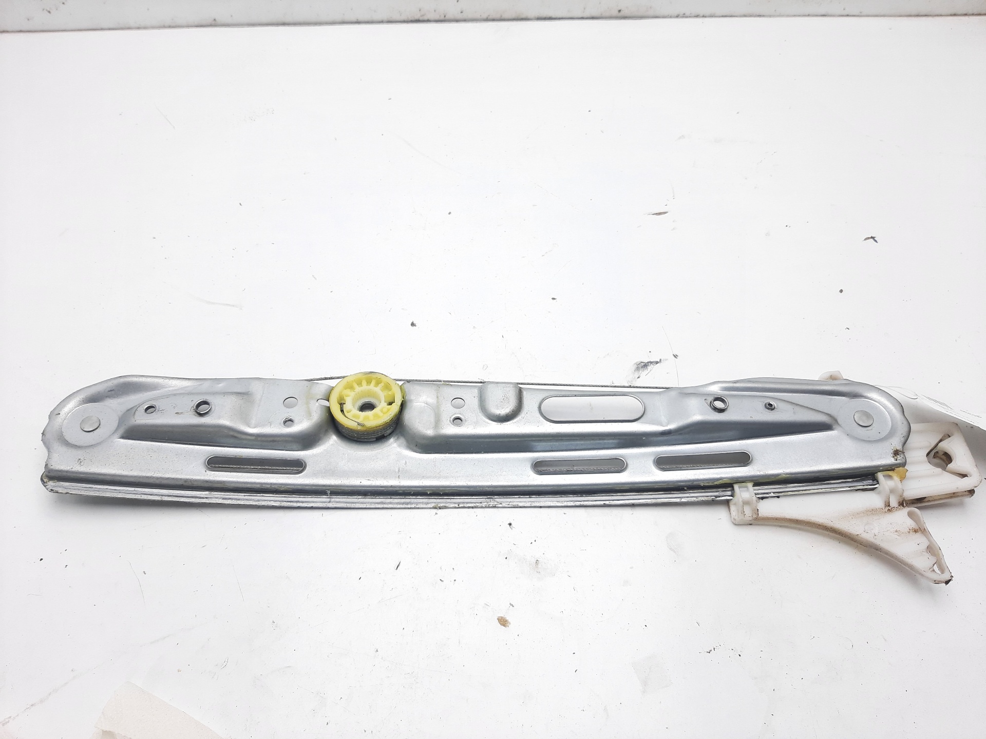 DODGE Rear Right Door Window Regulator 24451522 24761709