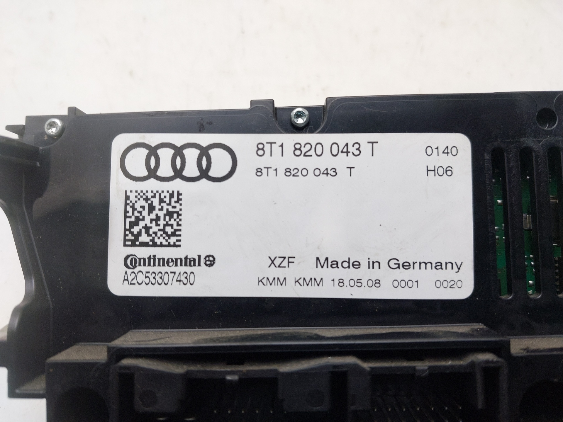 AUDI A4 B8/8K (2011-2016) Klimakontrollenhet 8T1820043T 24145531