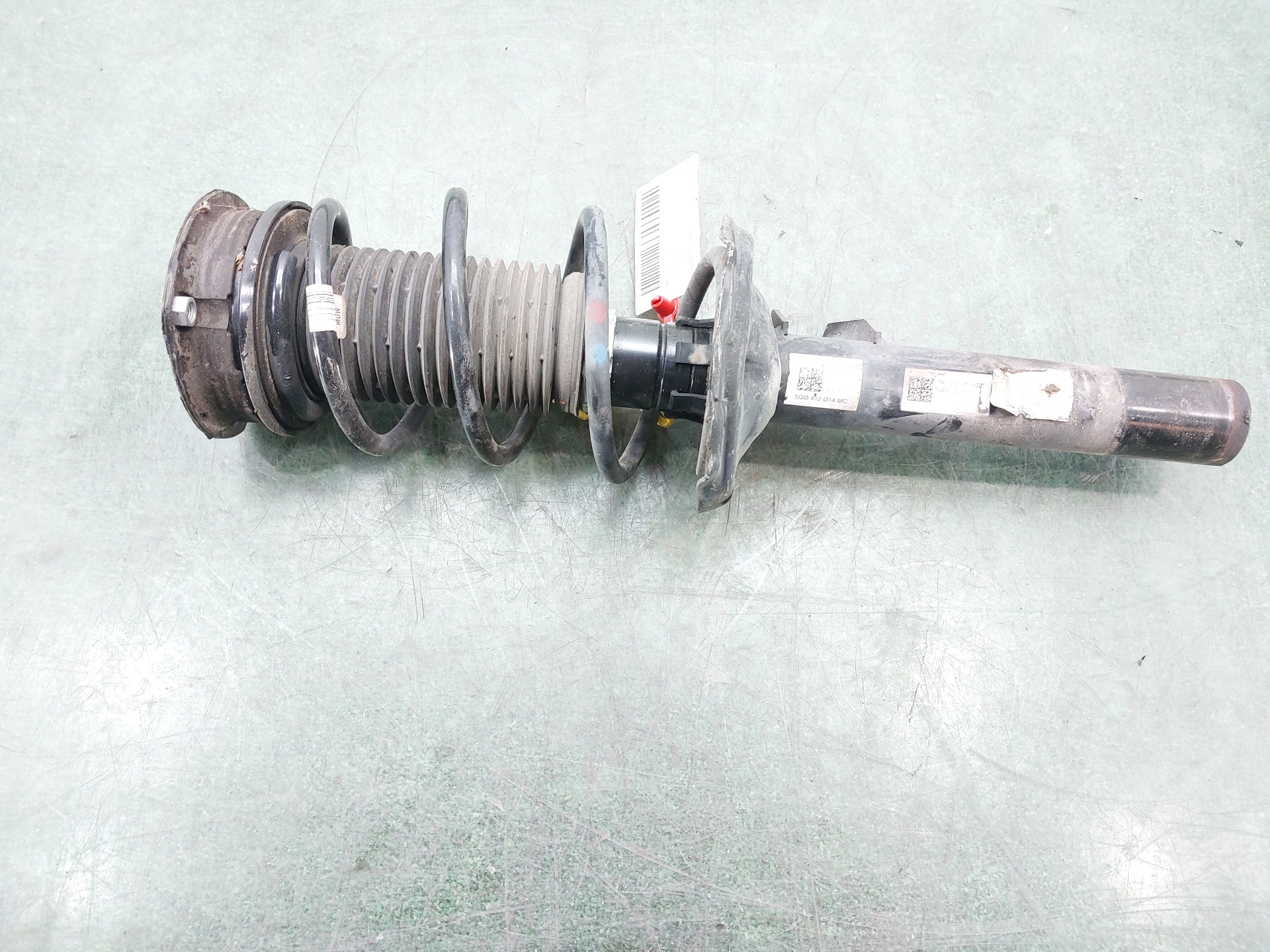 VOLKSWAGEN Golf 7 generation (2012-2024) Front Left Shock Absorber 5Q0413023FH 22657340