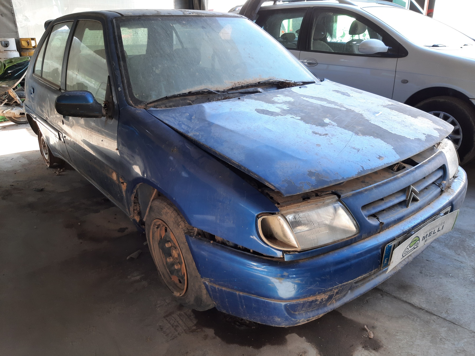 CITROËN Saxo 2 generation (1996-2004) Priekšējo kreiso durvju logu pacēlājs 1488560080 20139752