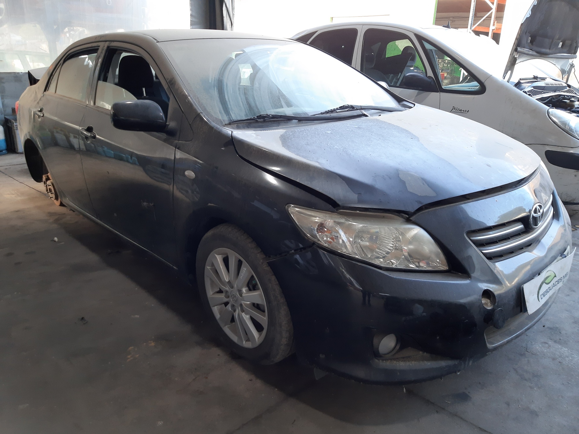 TOYOTA Corolla 10 generation E140/E150 (2006-2013) Oikea takavalo 8158112110 24930241