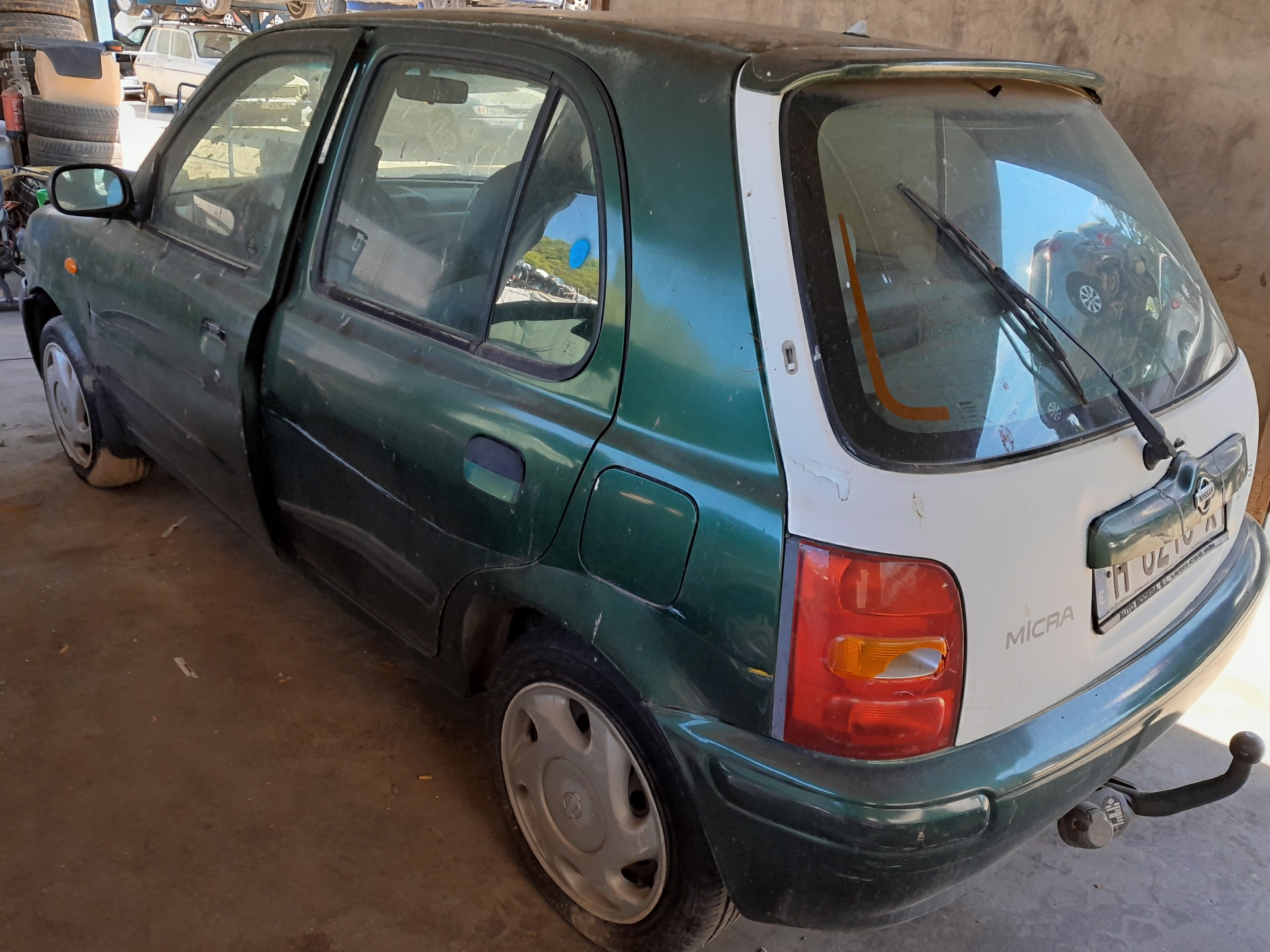 NISSAN Micra K11 (1992-2003) Bal hátsó ajtó zárja 8255361U01 20793158