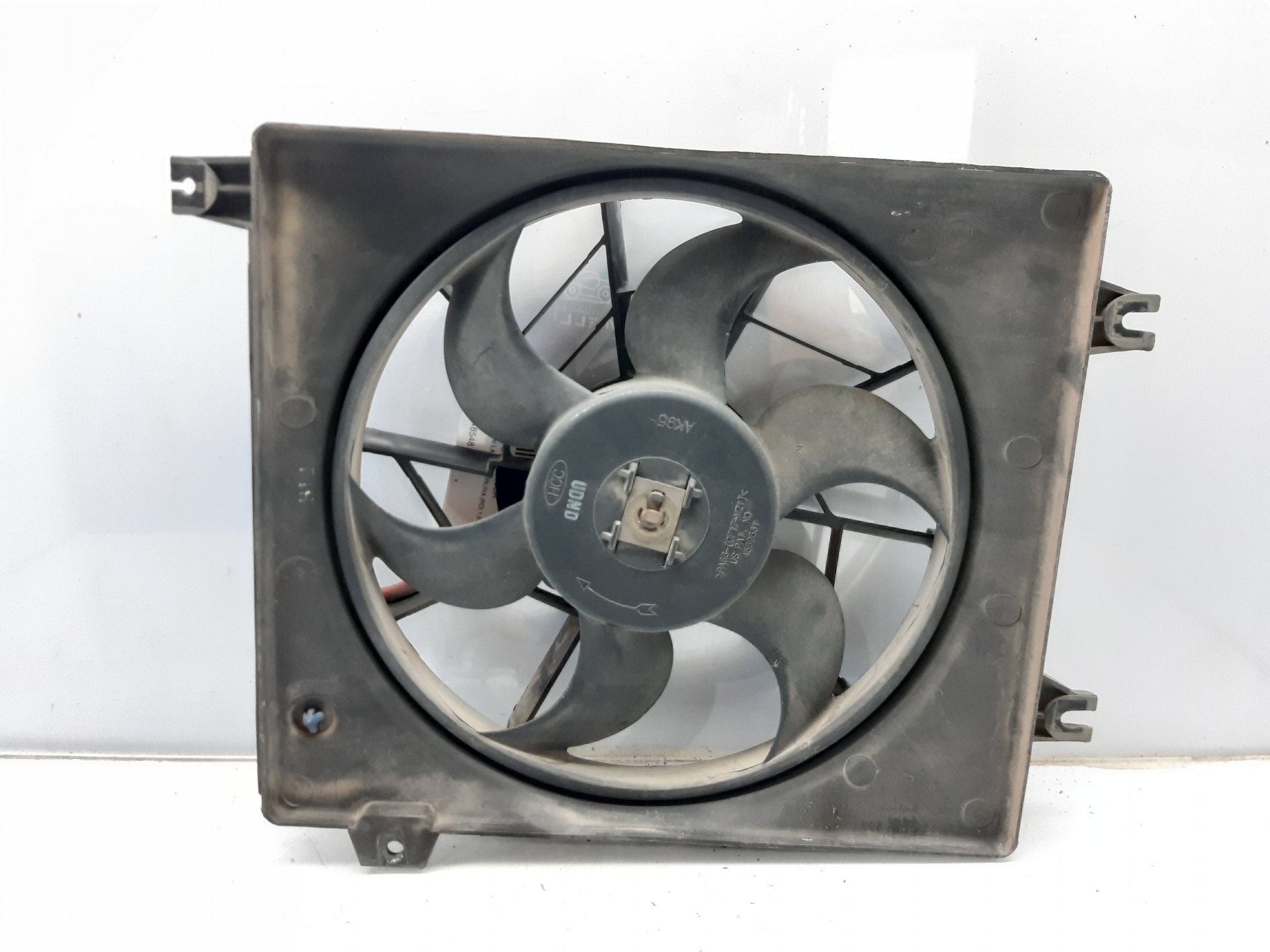 HYUNDAI Lantra J2 (1995-2000) Difūzoriaus ventiliatorius 4548548 18700496