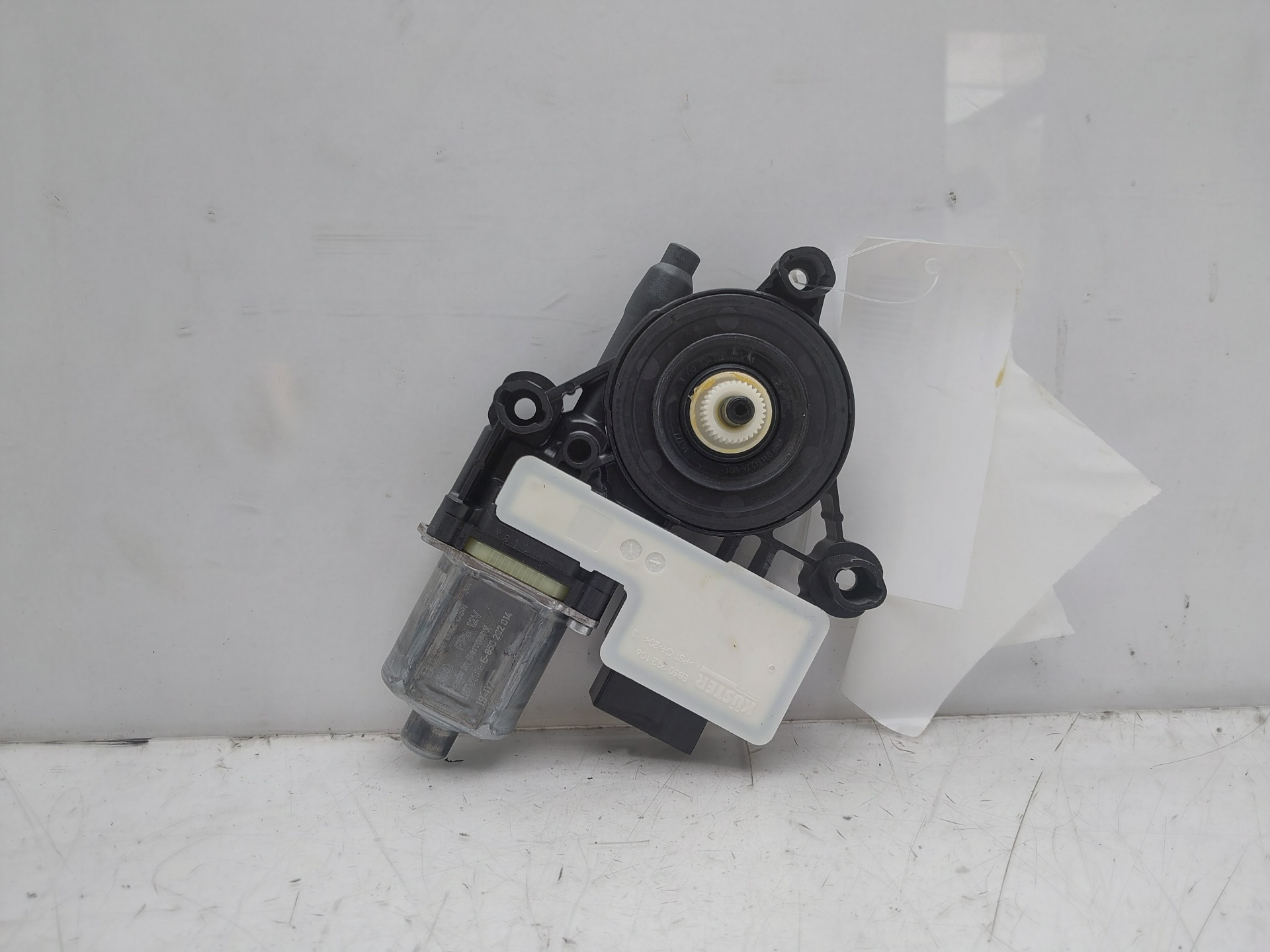 SEAT Alhambra 2 generation (2010-2021) Motor de control geam ușă  dreapta spate 5Q0959408 23102852