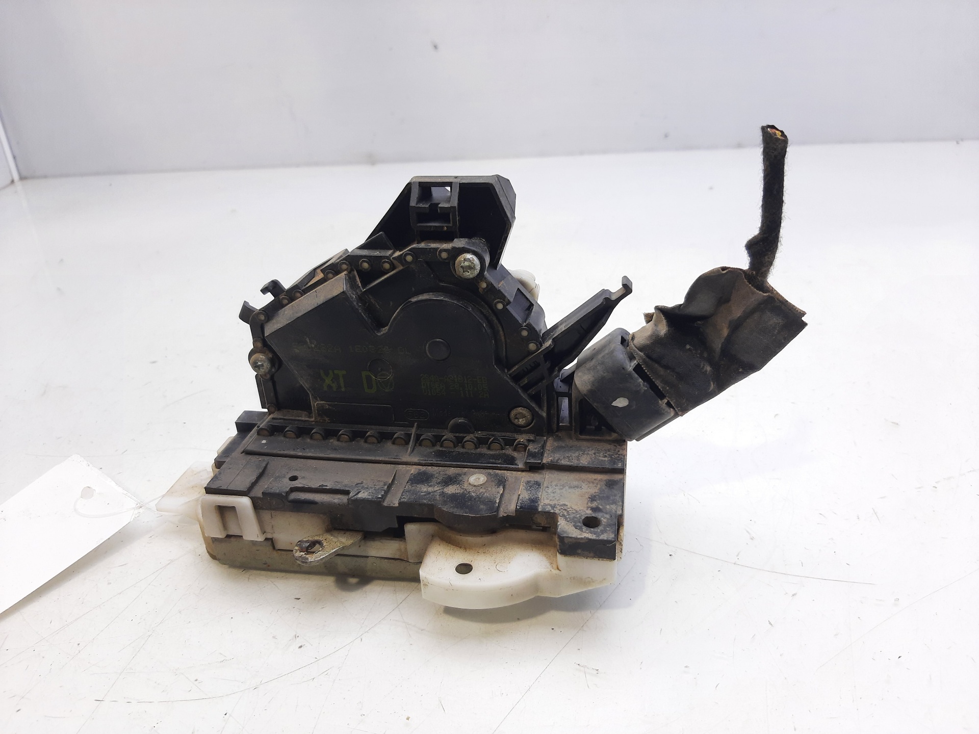 FORD Mondeo 3 generation (2000-2007) Front Right Door Lock 2S4AA21812EB 25216264