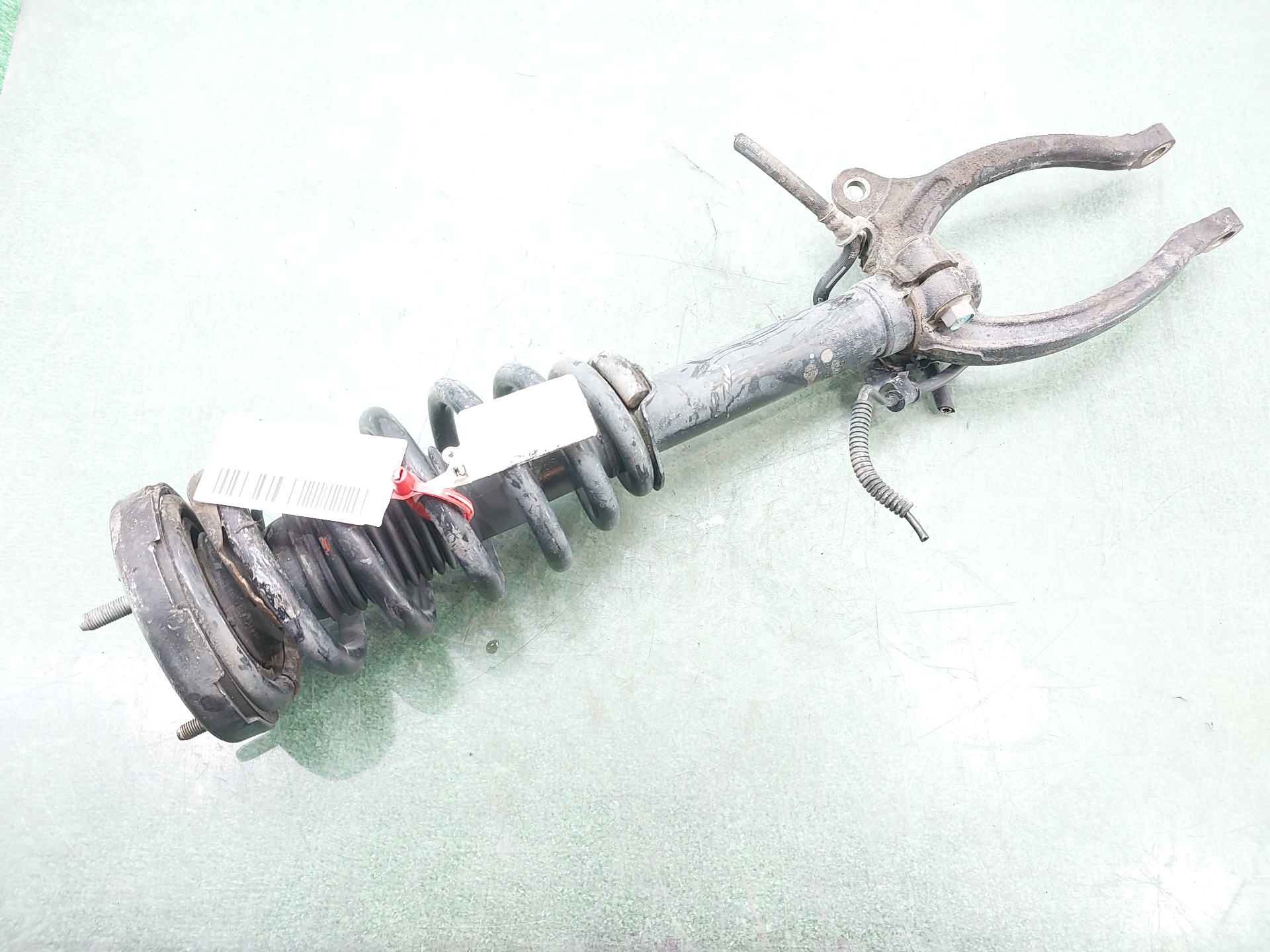 DODGE Front Right Shock Absorber 546113K140 26588051