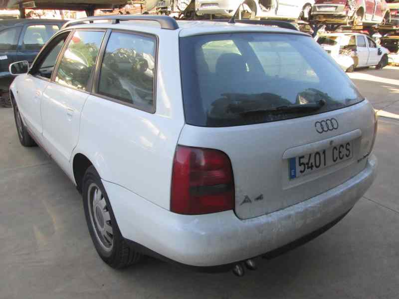 AUDI A4 B5/8D (1994-2001) Наружная ручка передней левой двери 8D0837207A 24123143