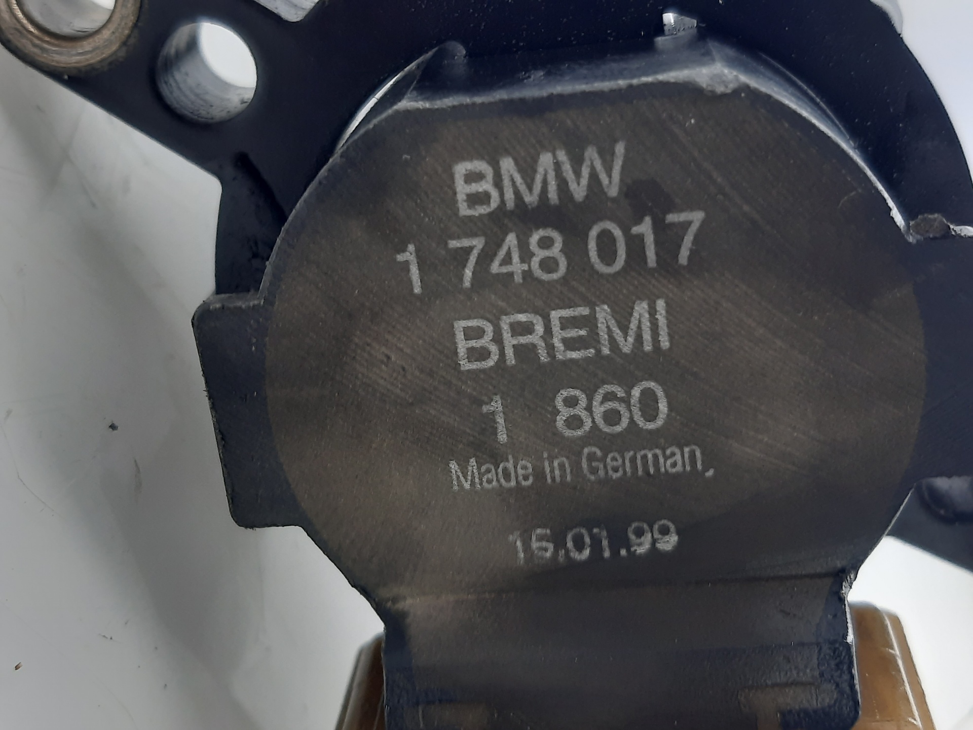BMW Z3 E36/7 - E36/8 (1995-2002) High Voltage Ignition Coil 1748017 23017884