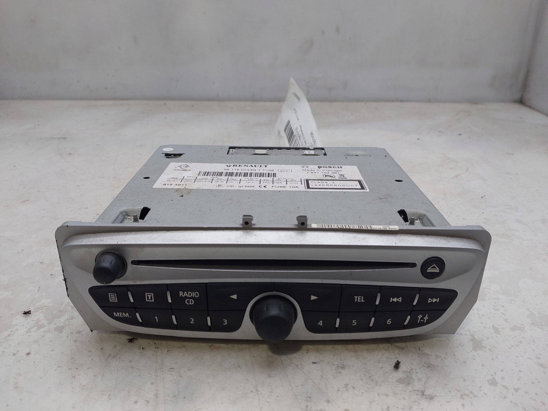 RENAULT Scenic 3 generation (2009-2015) Music Player Without GPS 281150743R 24309457