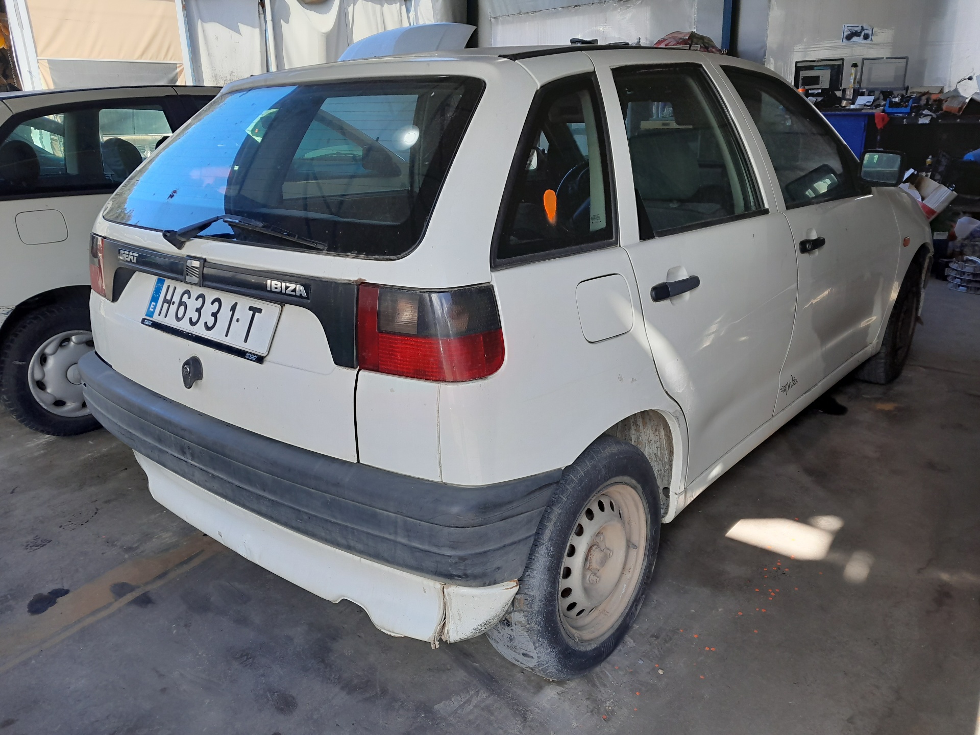 SEAT Ibiza 2 generation (1993-2002) Priekinių kairių durų veidrodis 415312301 24121333