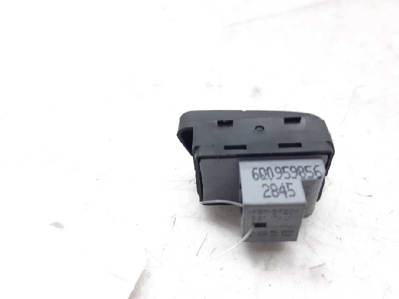 VOLKSWAGEN Polo 4 generation (2001-2009) Кнопка керування вікном задніх правих дверей 6Q0959856 20195570