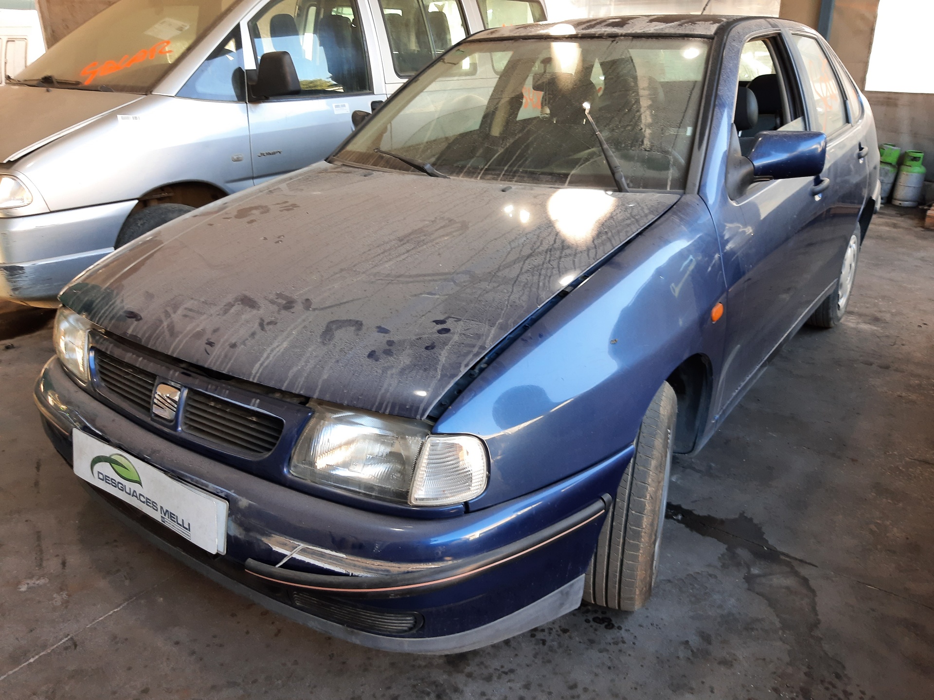 SEAT Ibiza 2 generation (1993-2002) Ремень безопасности передний правый 6N4857706 18744400