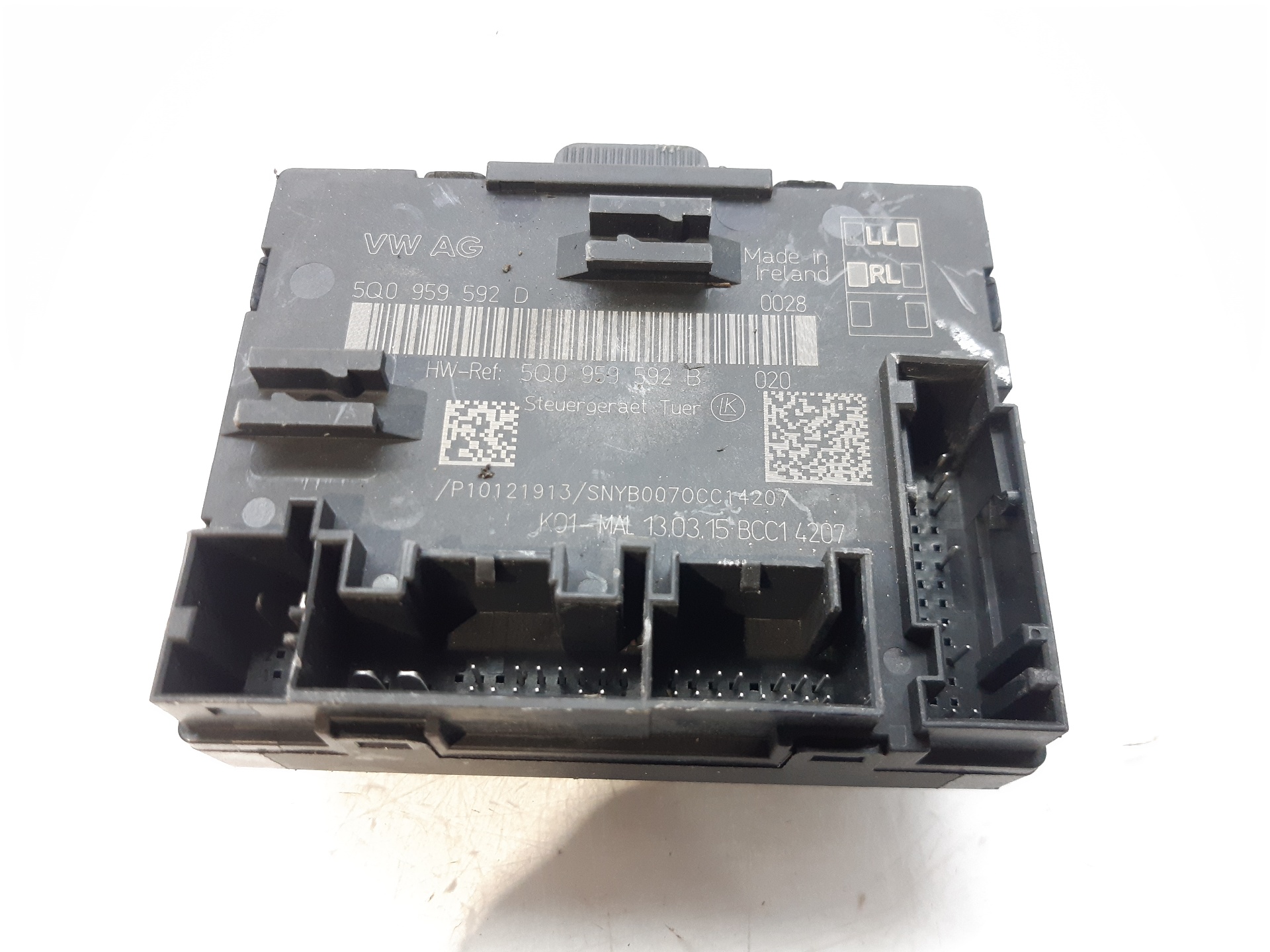 VOLKSWAGEN Passat B8 (2014-2023) Other Control Units 5Q0959592B 22273593