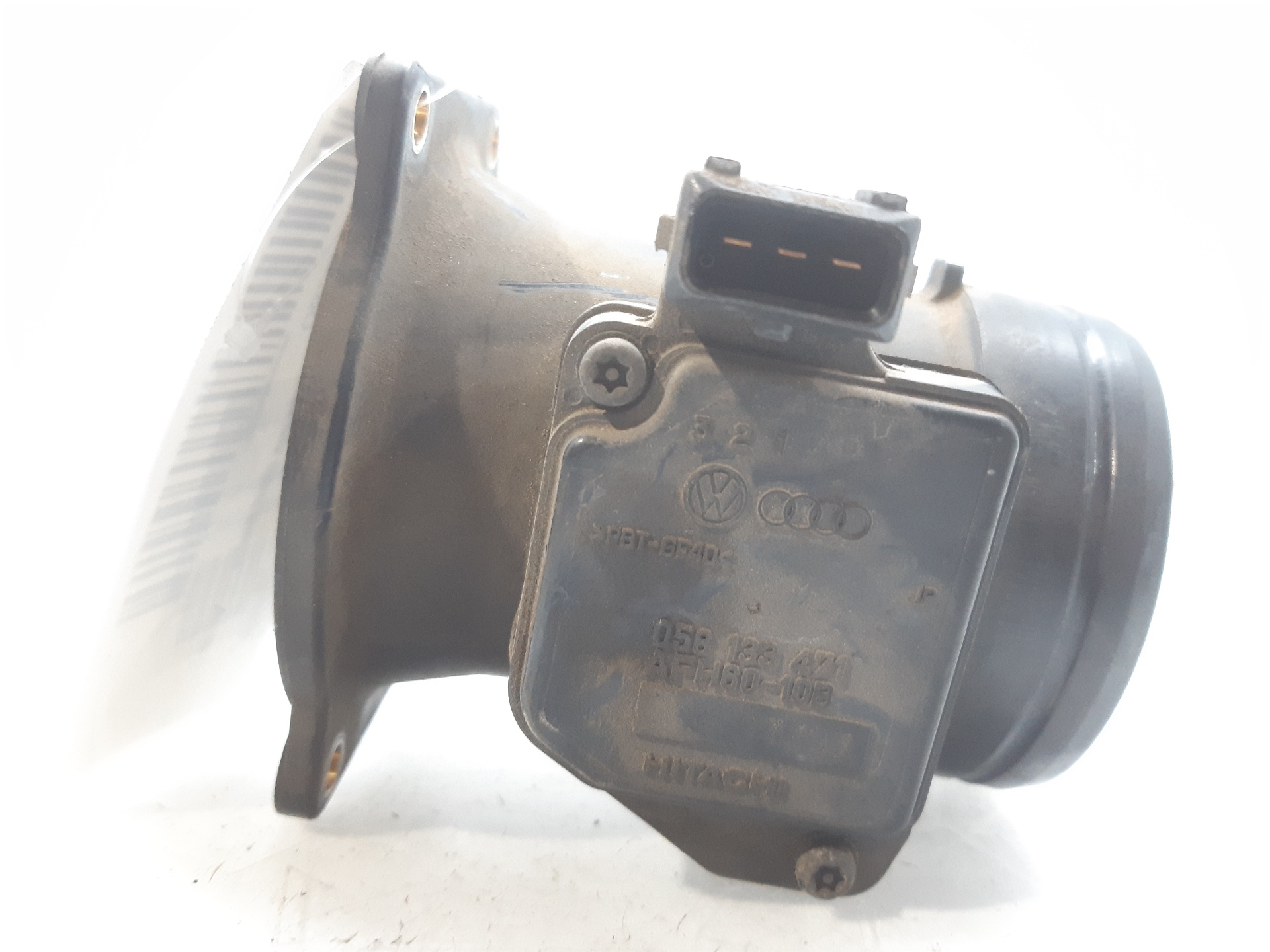 VOLKSWAGEN Passat B5 (1996-2005) Mass Air Flow Sensor MAF 058133471 18797559