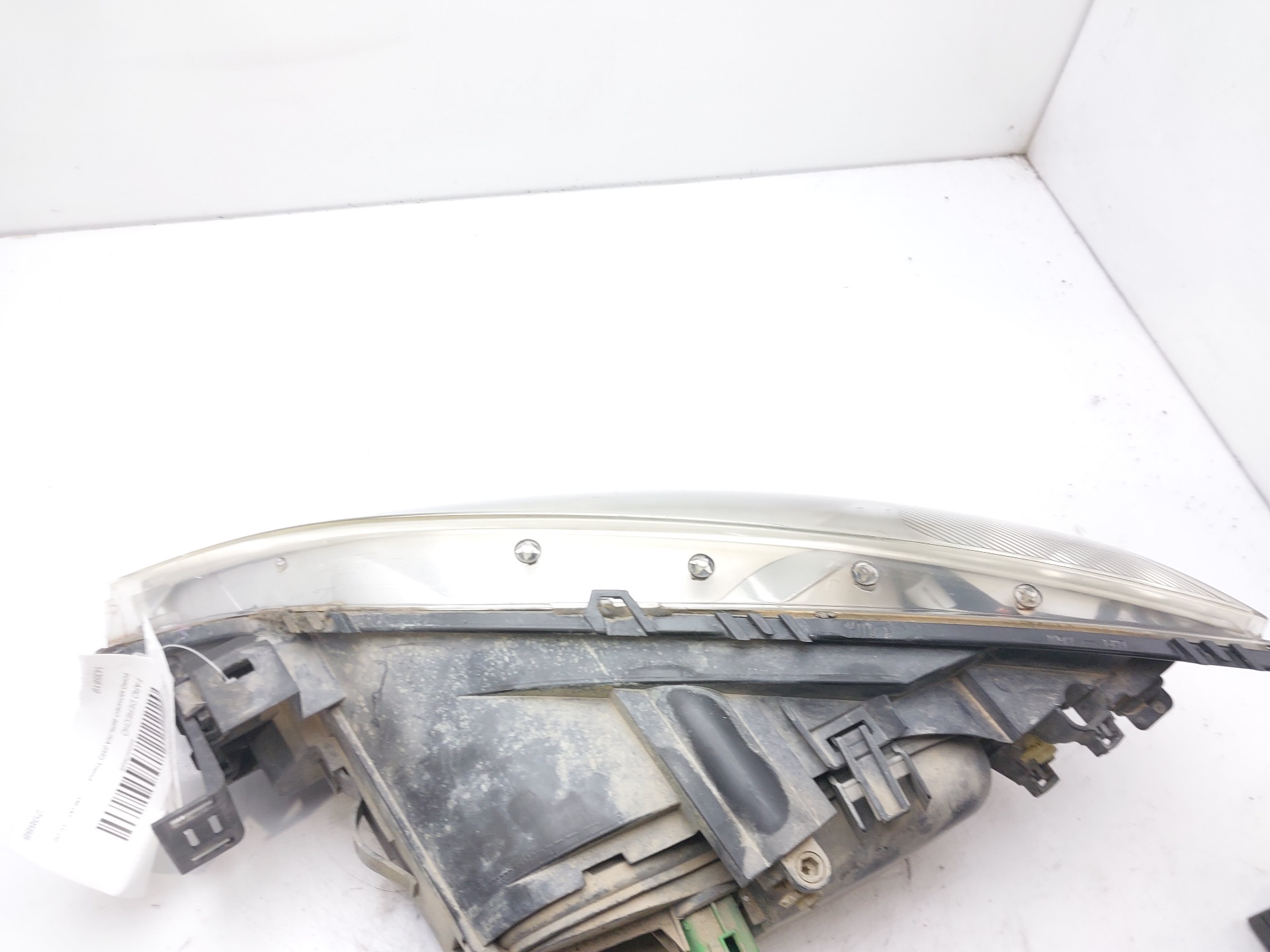 FORD Mondeo 3 generation (2000-2007) Front Right Headlight 1435619 22472241