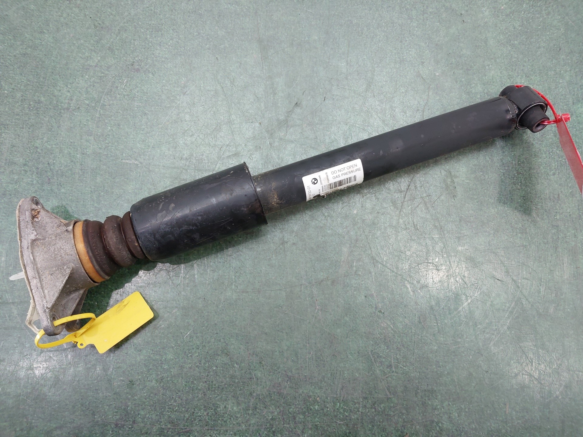 BMW 1 Series F20/F21 (2011-2020) Rear Left Shock Absorber 33526873722 22486041