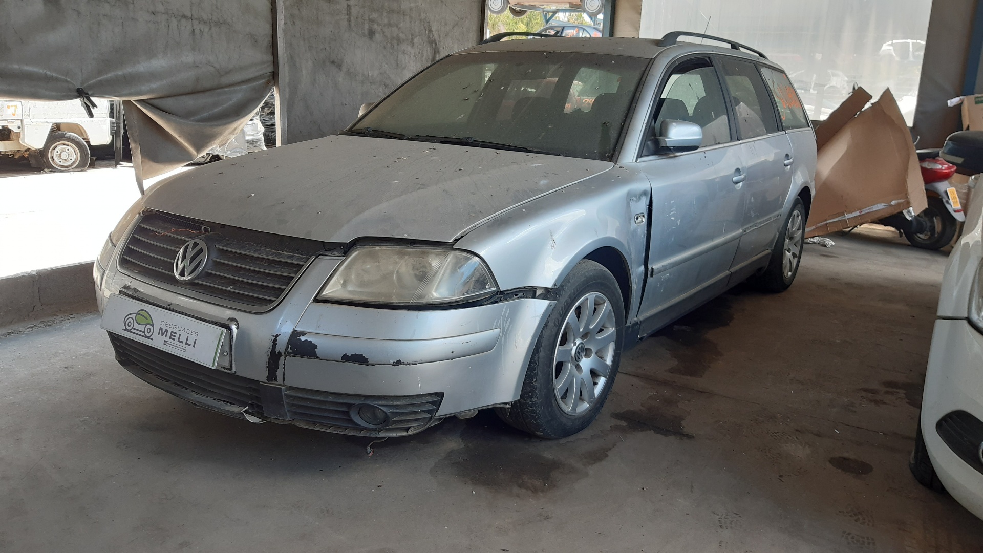 VOLKSWAGEN Passat Variant 1 generation (2010-2024) Горивен инжектор 038130073AR 24932302