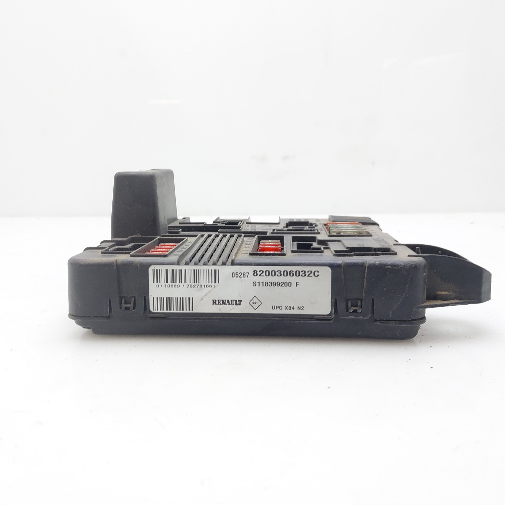 RENAULT Megane 2 generation (2002-2012) Fuse Box 8200306032C 25198862