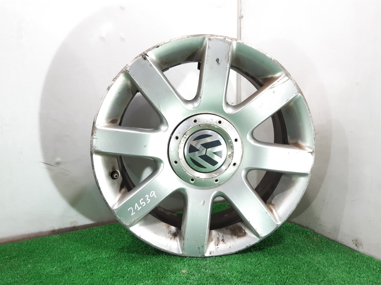 VOLKSWAGEN Jetta 6 generation (2010-2018) Комплект колес R16 24015688