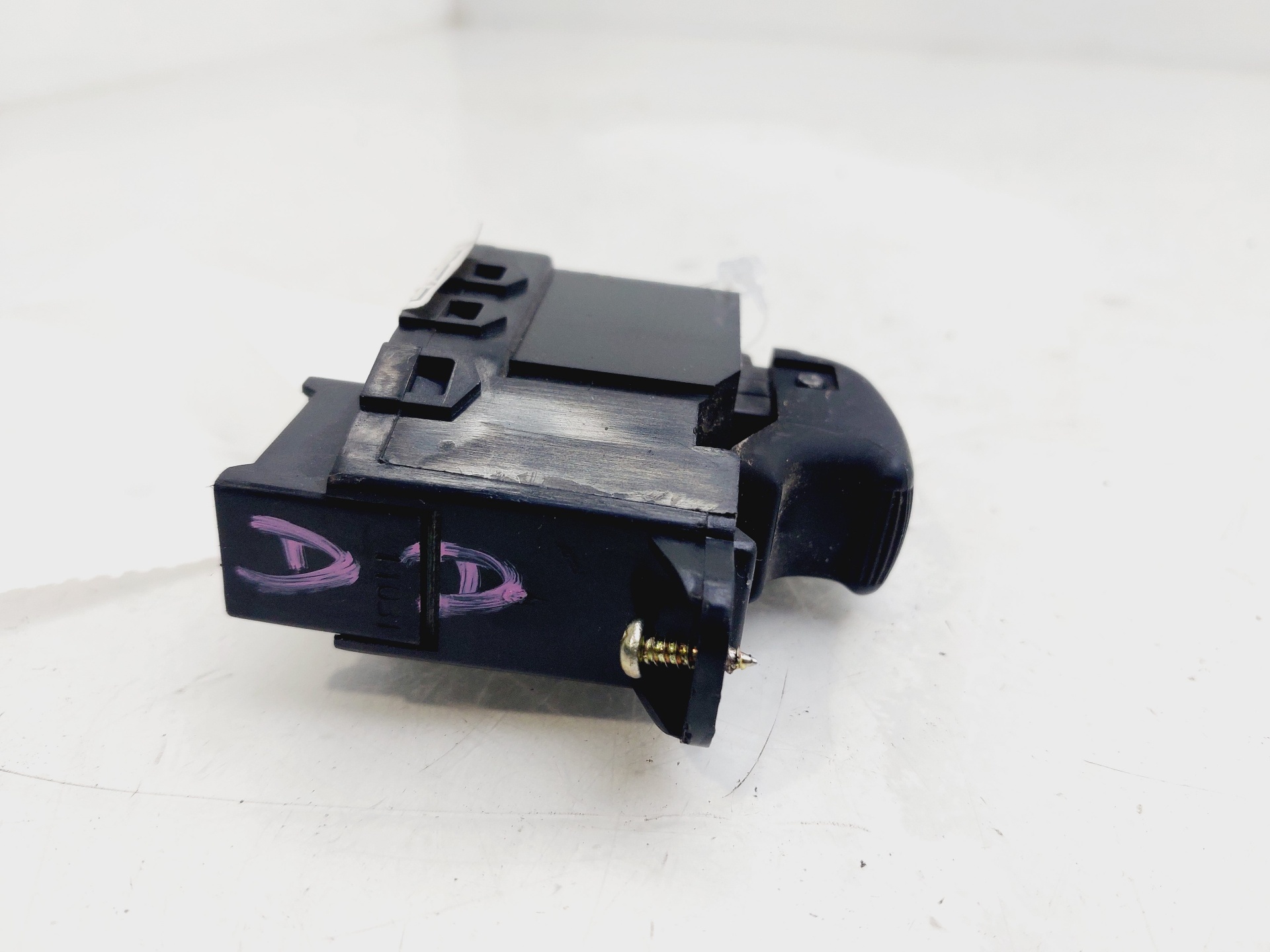 MERCEDES-BENZ W124 1 generation (1984-1994) Front Right Door Window Switch 621W02280 25391755