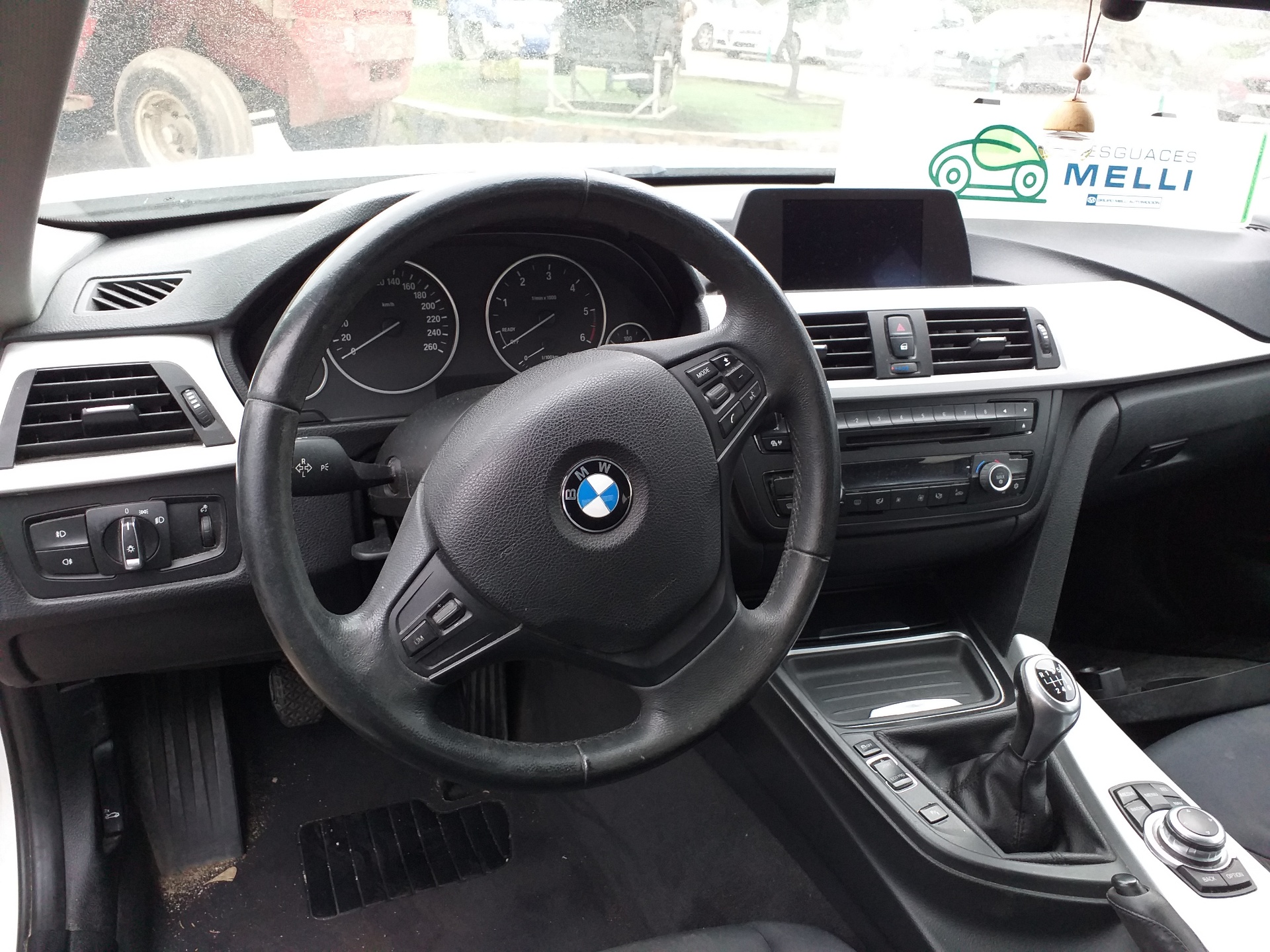 BMW 3 Series F30/F31 (2011-2020) Priekinių kairių durų išorinė rankenėlė 51217207561 24131089