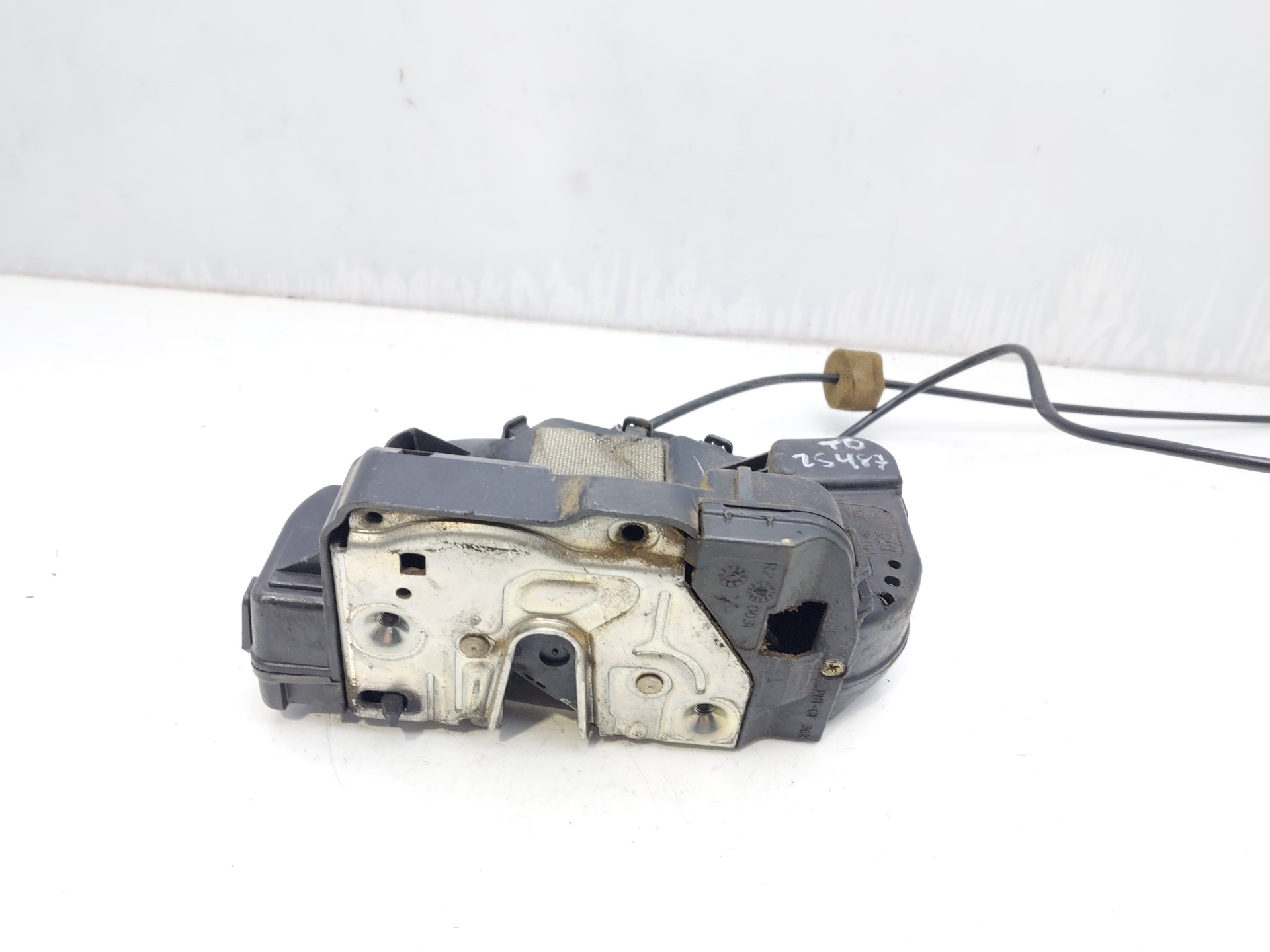 MAZDA E-Class W211/S211 (2002-2009) Rear Right Door Lock 2117300635 22284675