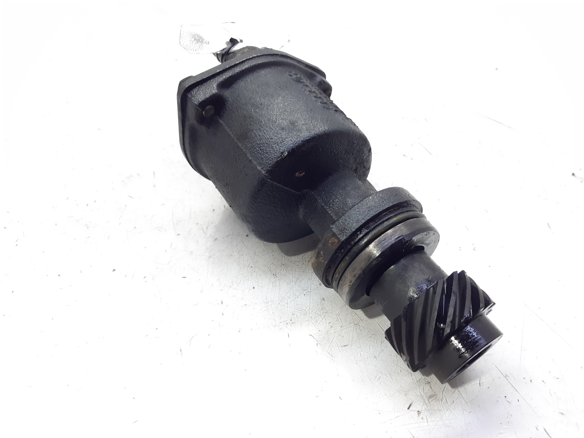 VOLKSWAGEN Passat B5 (1996-2005) Pompe à vide 028207A 24976352