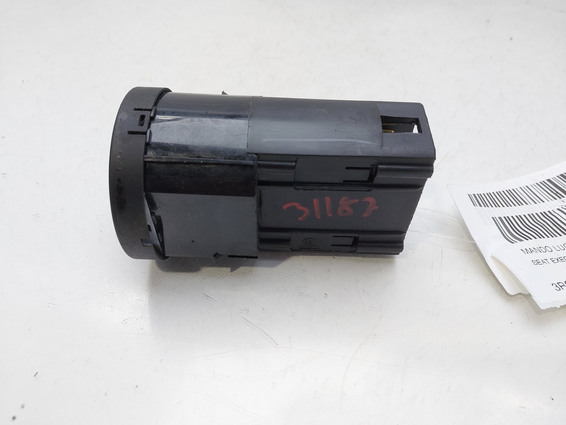 SEAT Exeo 1 generation (2009-2012) Unitate de control comutator faruri 3R0941531A 23022027