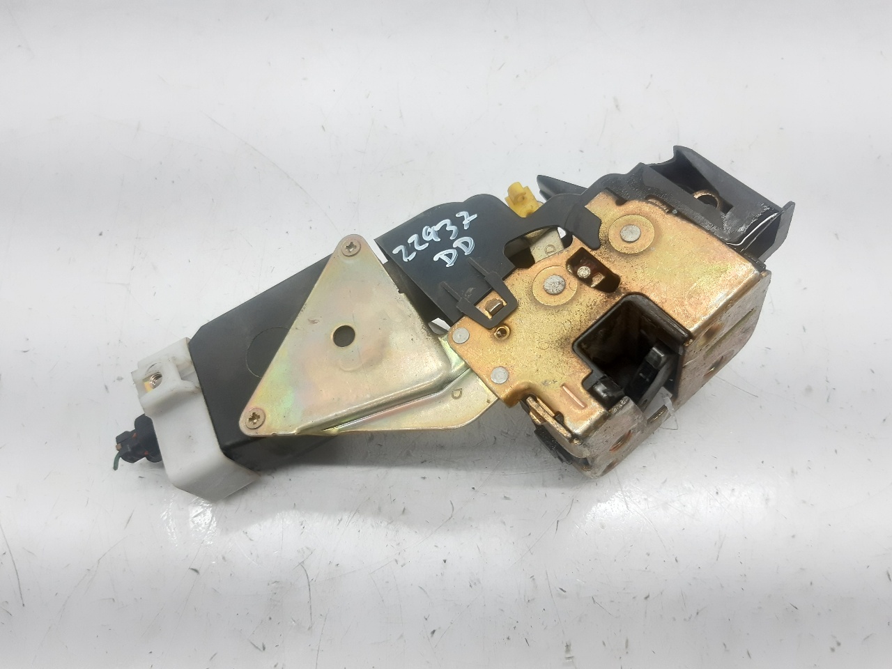 VOLVO V40 1 generation (1996-2004) Front Right Door Lock 30850808 18657192