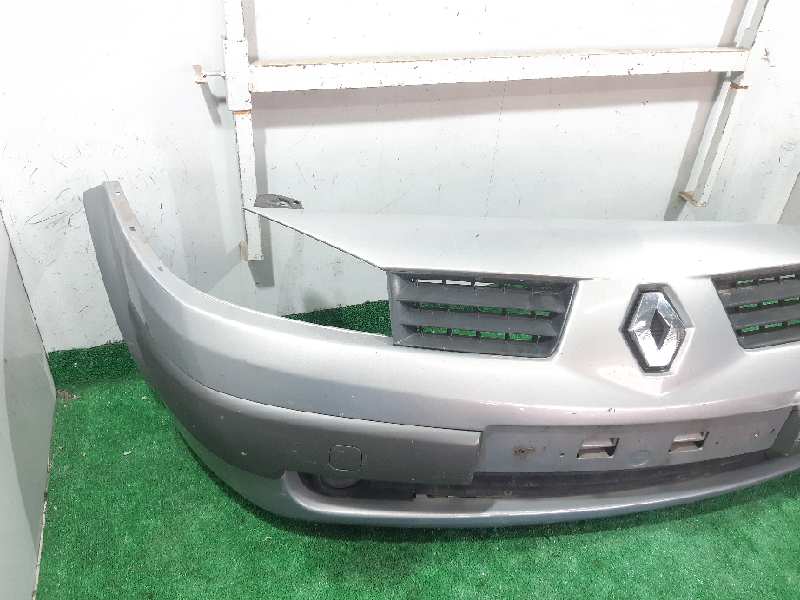 RENAULT Megane 2 generation (2002-2012) Бампер передний 620226236R 22042866