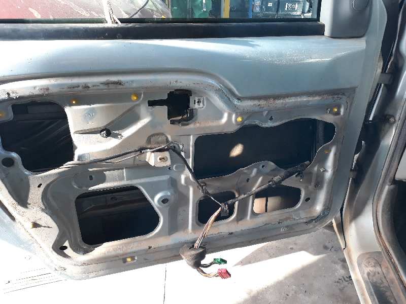 RENAULT Kangoo 1 generation (1998-2009) Left Rear Internal Opening Handle 7700354531 20194161