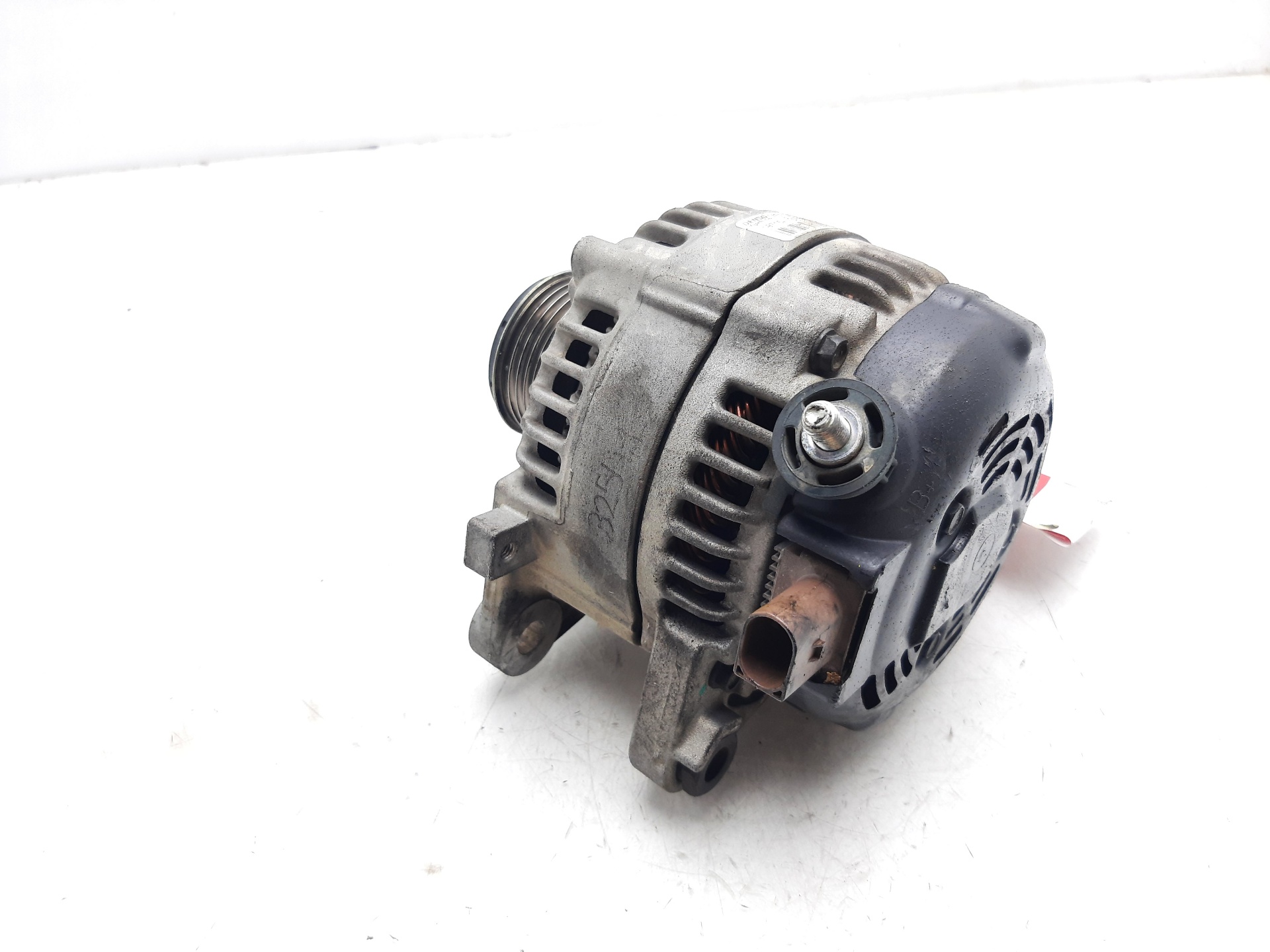 KIA Sportage 3 generation (2010-2015) Alternator 373002A700 21593256