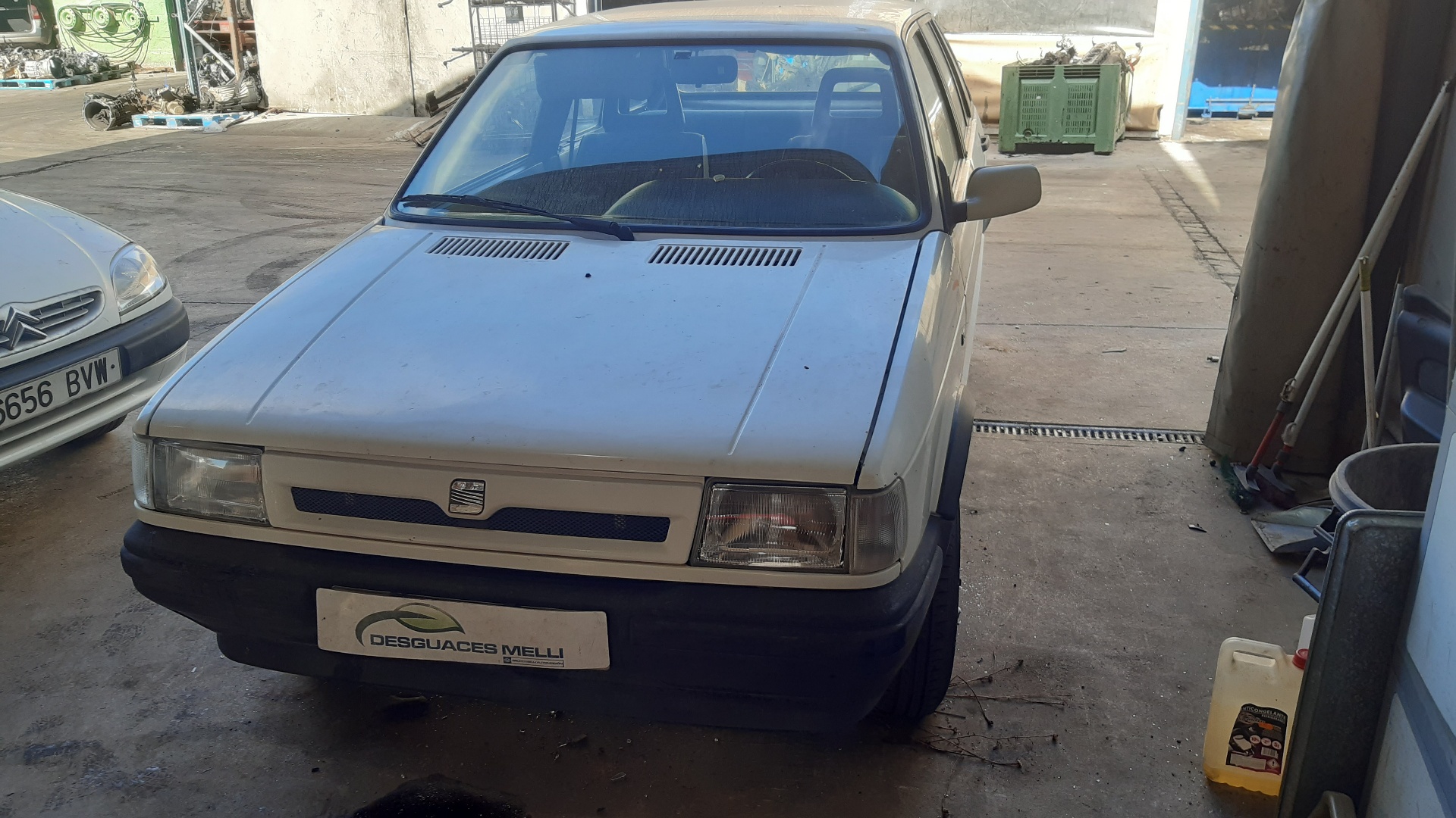 SEAT Ibiza 1 generation (1984-1993) Повторитель переднего правого крыла SE021932003B 23798652