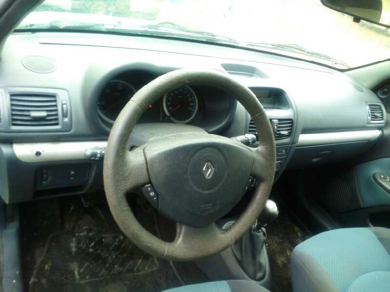 RENAULT Clio 2 generation (1998-2013) Galinis dešinys žibintas 8200917487 20168009