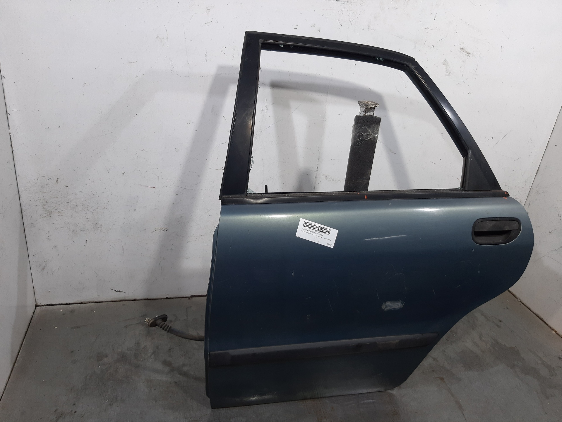 VOLVO S40 1 generation (1996-2004) Rear Left Door 30882901 24072253