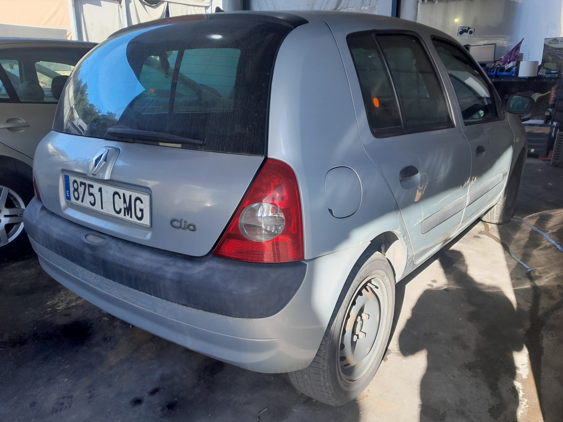 RENAULT Clio 3 generation (2005-2012) Левая задняя внутренняя ручка открытия 7700423887 22917216