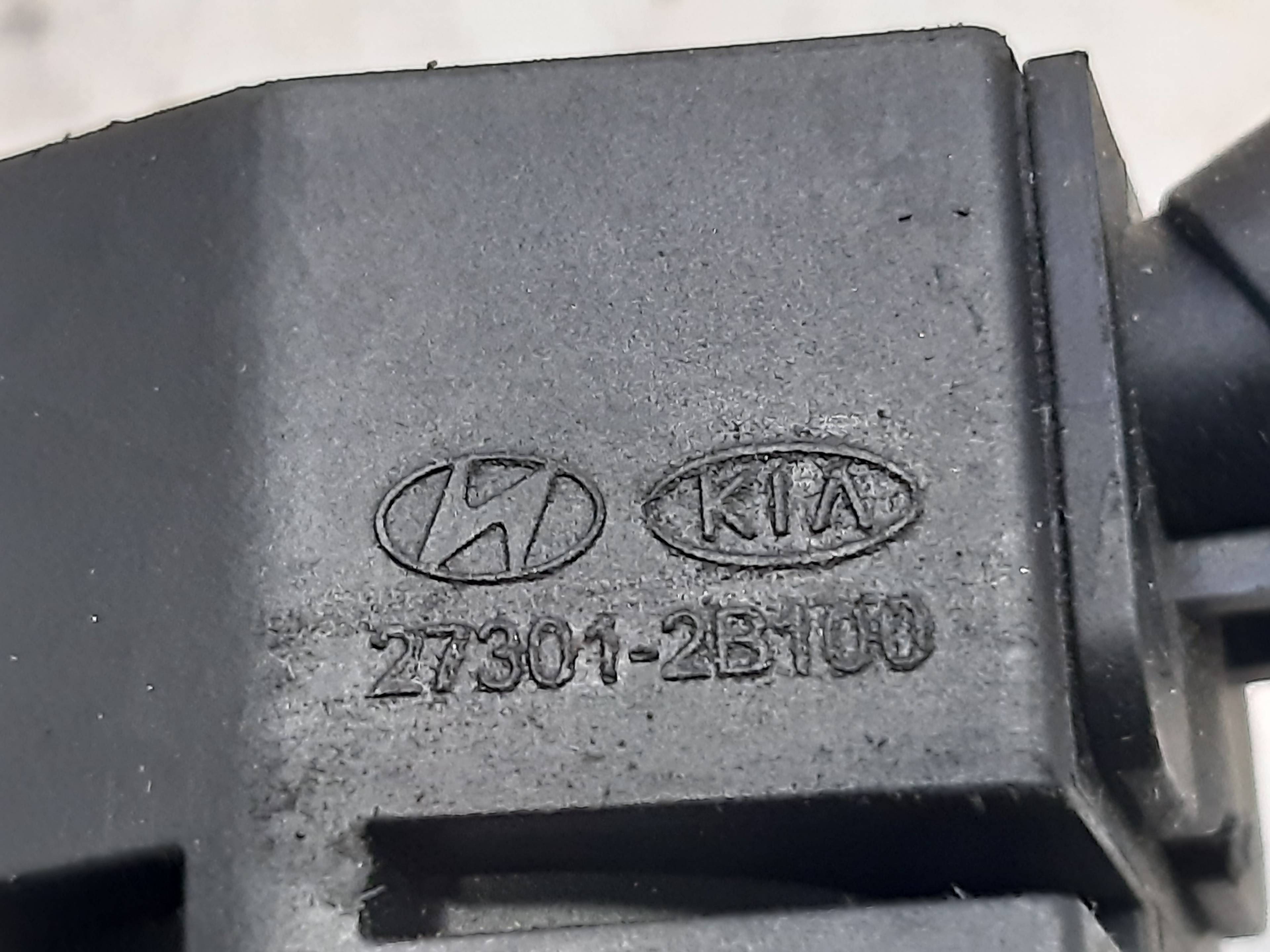 KIA Carens 3 generation (RP) (2013-2019) High Voltage Ignition Coil 273012B100 20946269