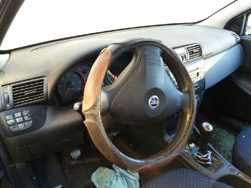 FIAT Stilo 1 generation (2001-2010) Стекло зеркала передней левой двери 0243739 20193374