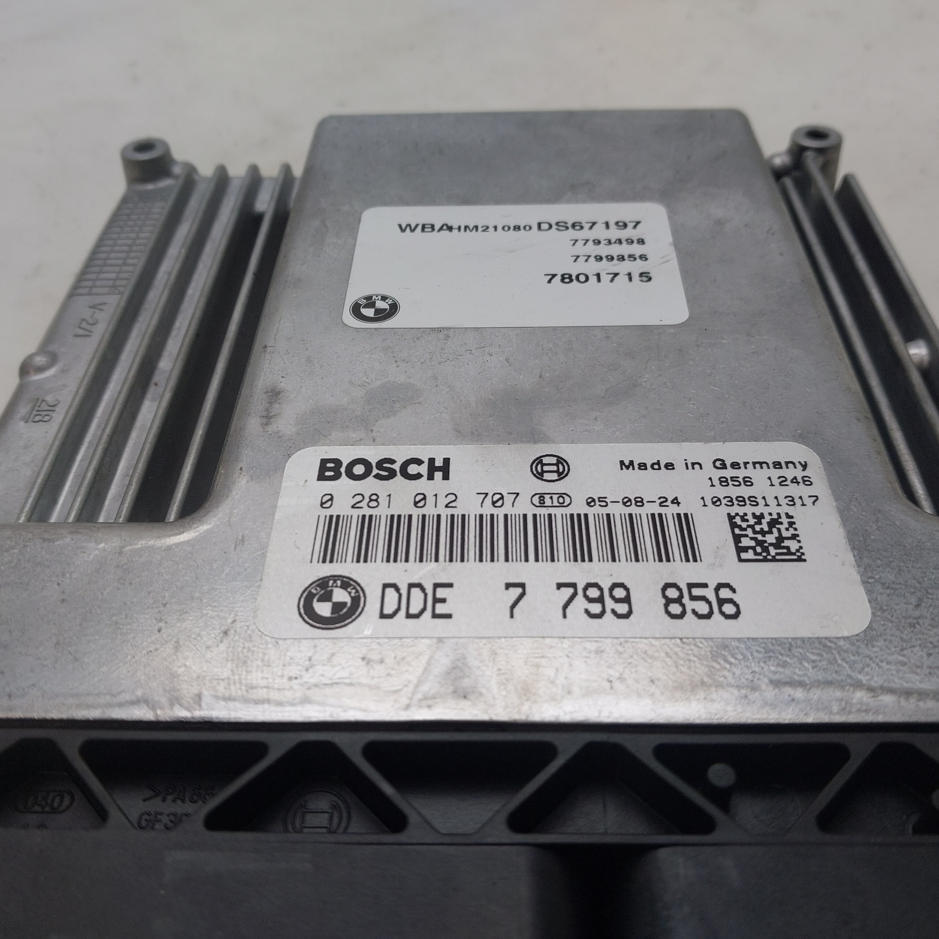 BMW 7 Series E65/E66 (2001-2008) Engine Control Unit ECU 7799856 25425031